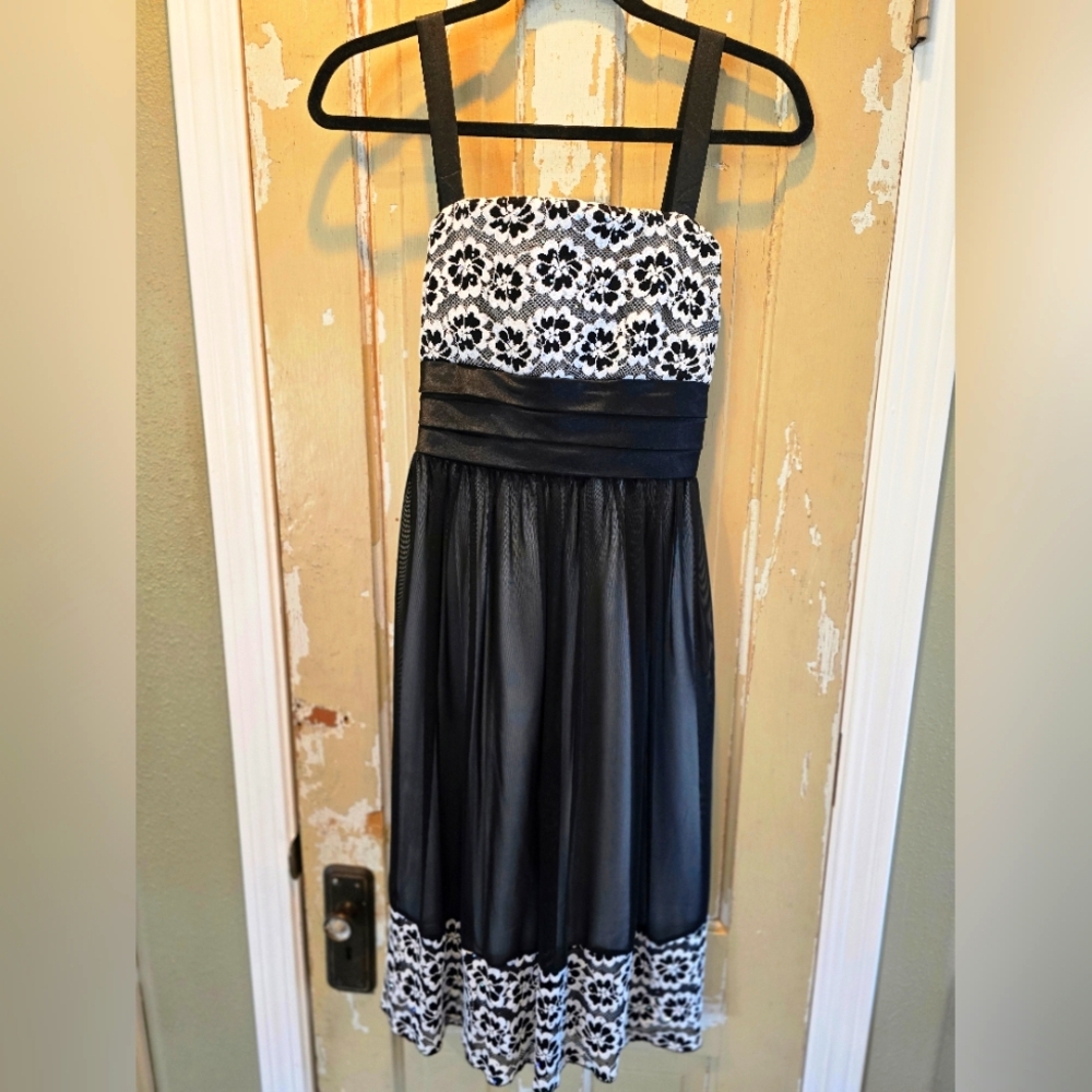 dressbarn Black and White Floral Womens Midi Dress Size 8